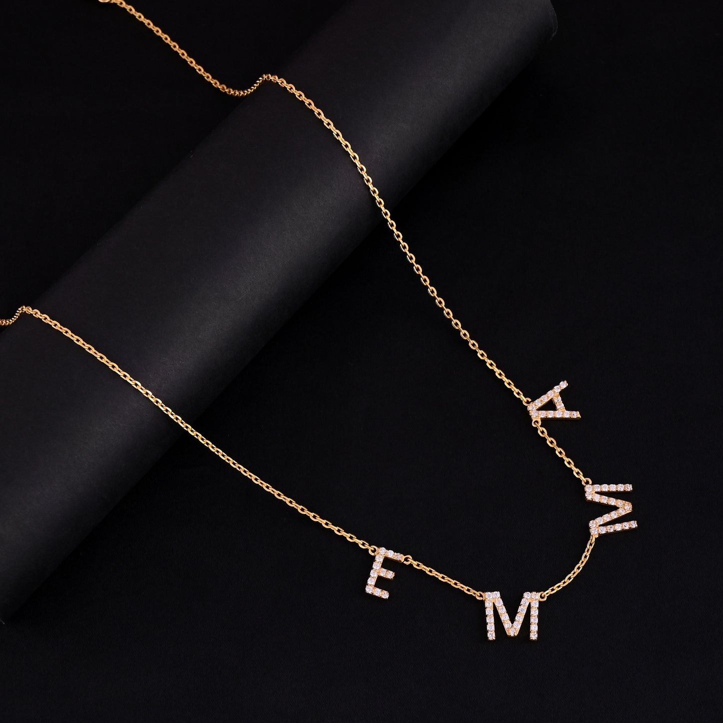 PERSONALISED SHORT NAME NECKLACE