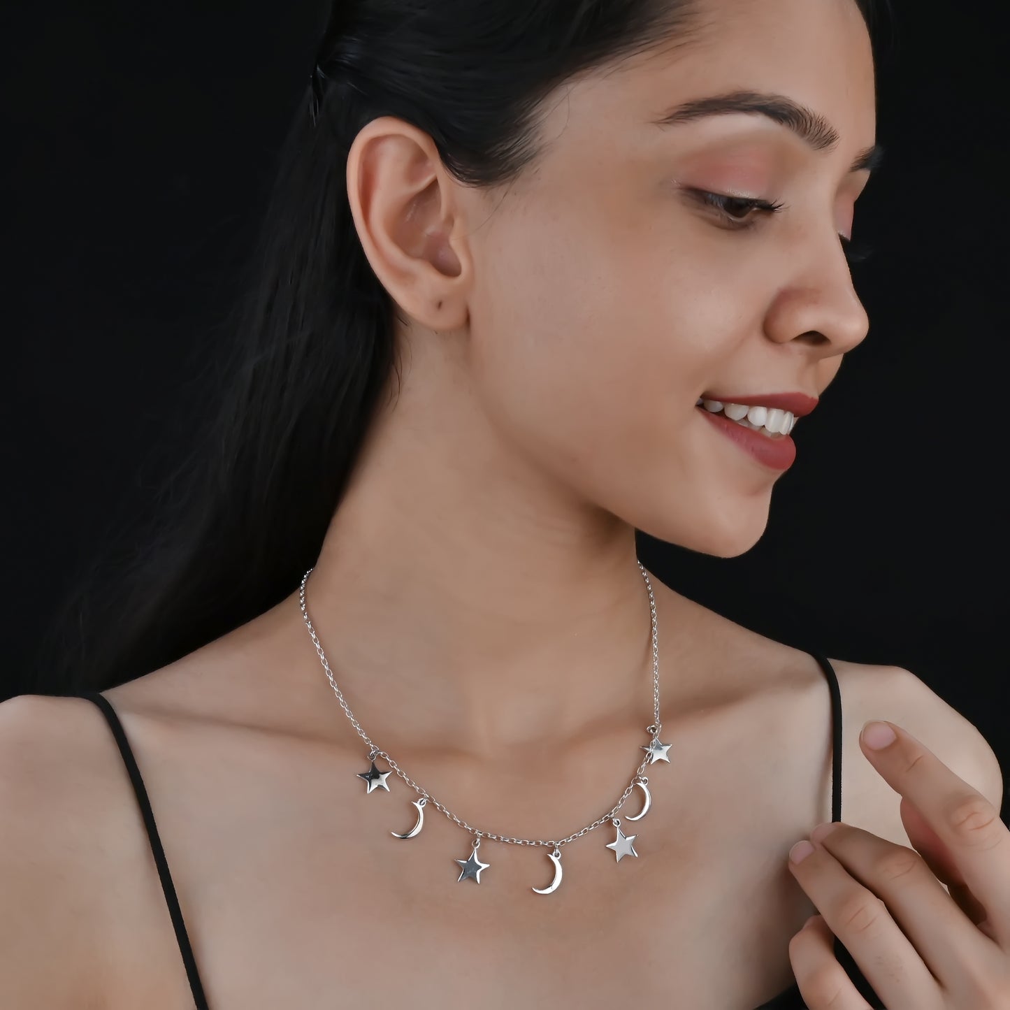LUNAR SPARKLE SILVER NECKLACE