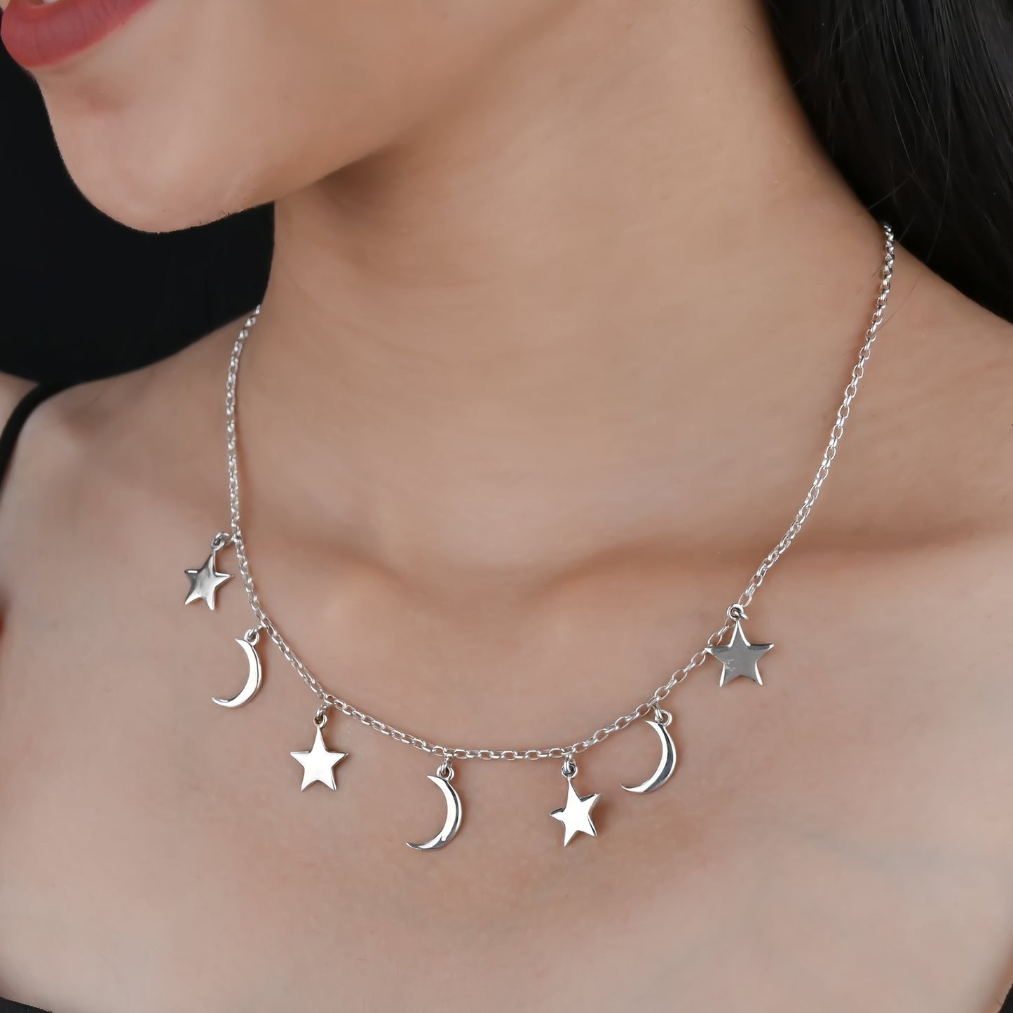 LUNAR SPARKLE SILVER NECKLACE