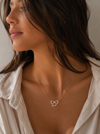 PETAL BLOOM SILVER NECKLACE