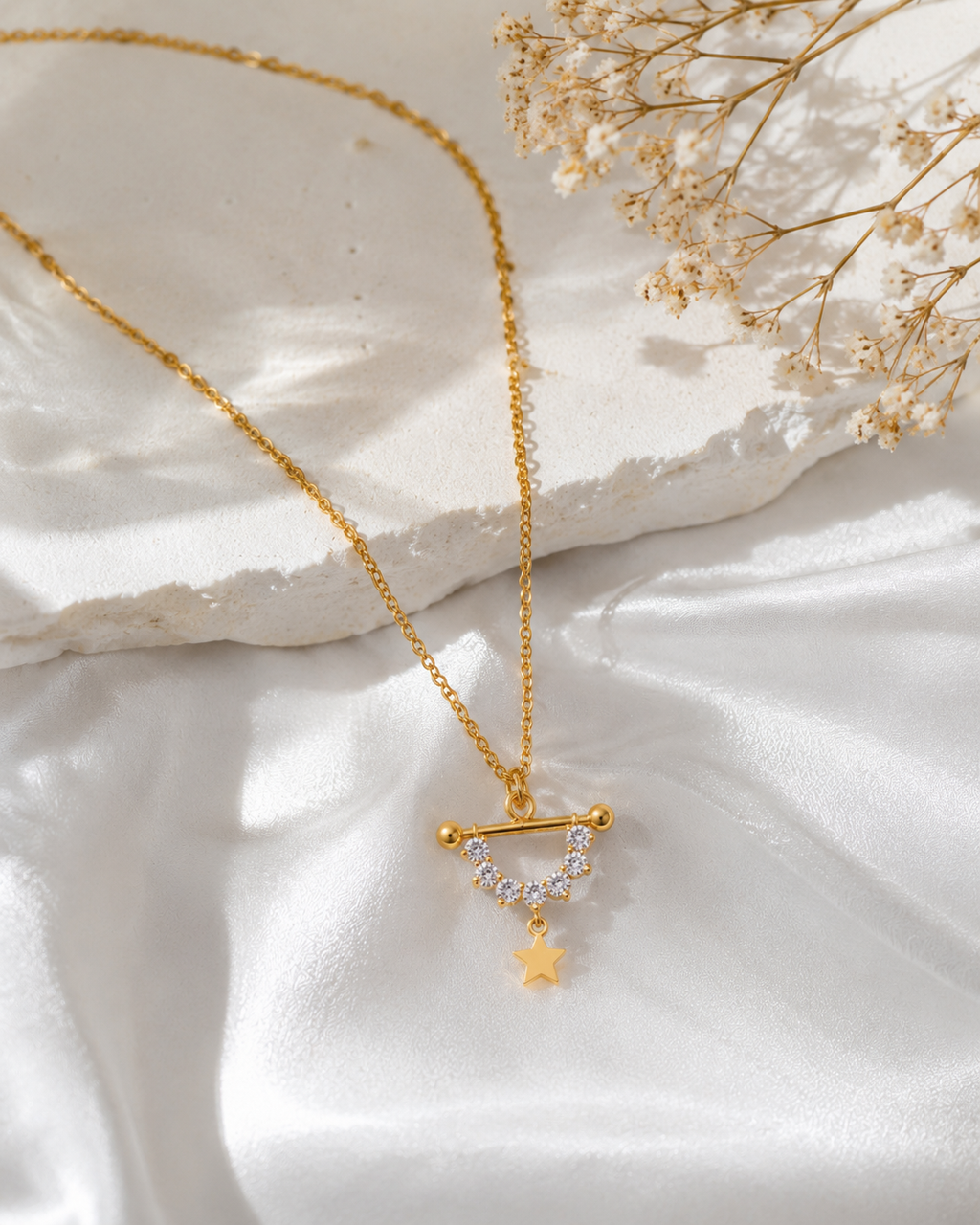 STARRY ARCH SILVER NECKLACE