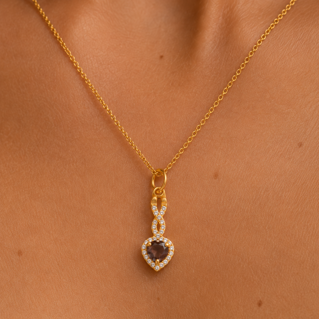 CRISS-CROSSED AFFECTION SILVER NECKLACE