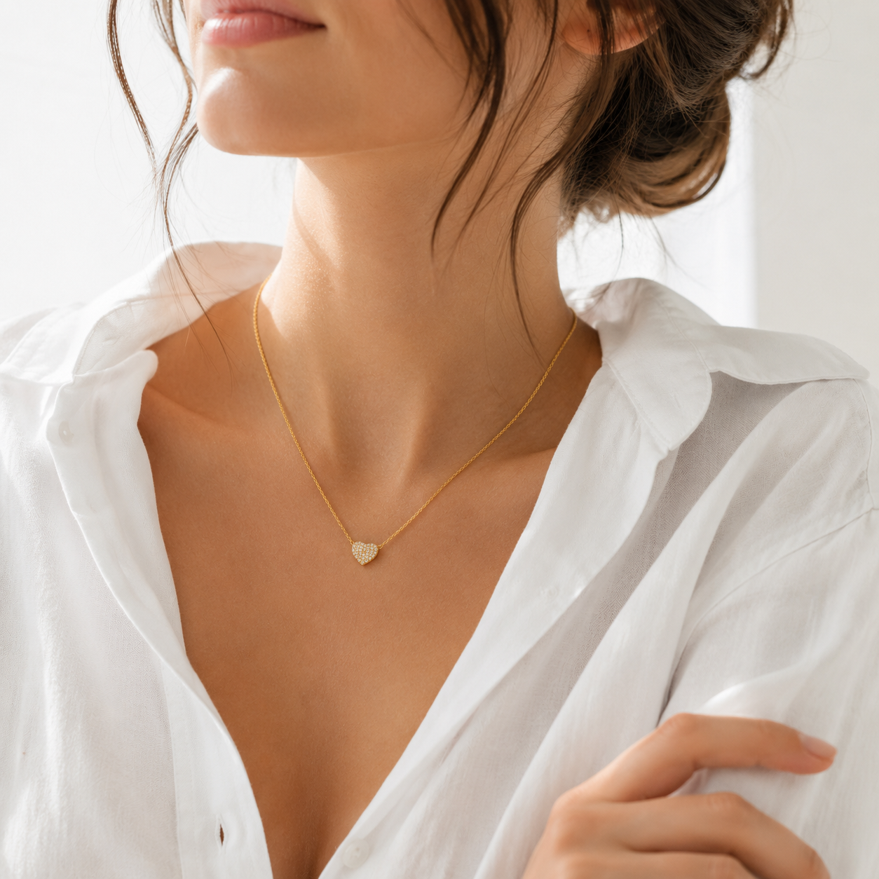 CRYSTAL HEART SILVER NECKLACE
