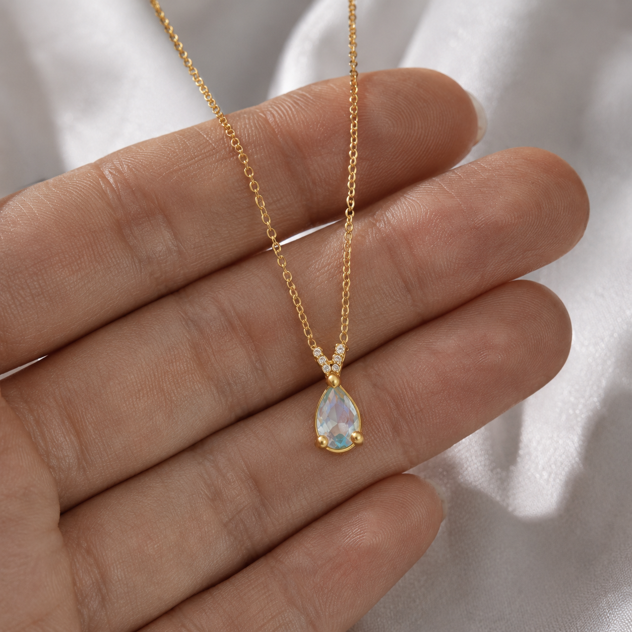 AQUA GEMSTONE SILVER NECKLACE