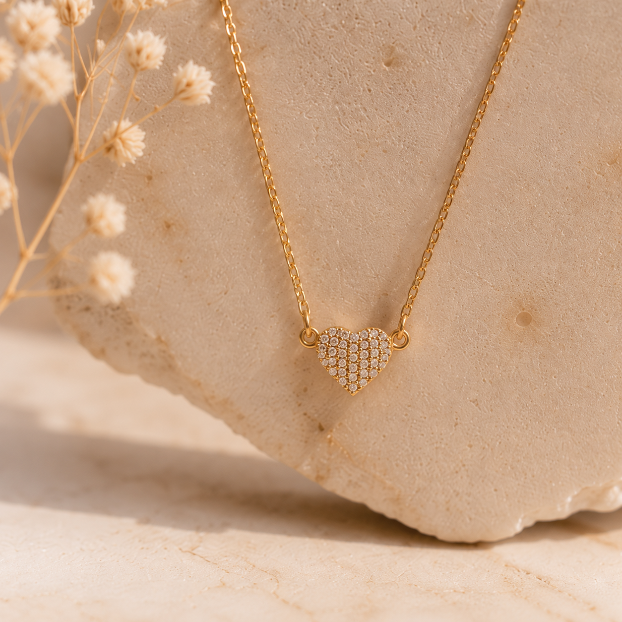 CRYSTAL HEART SILVER NECKLACE