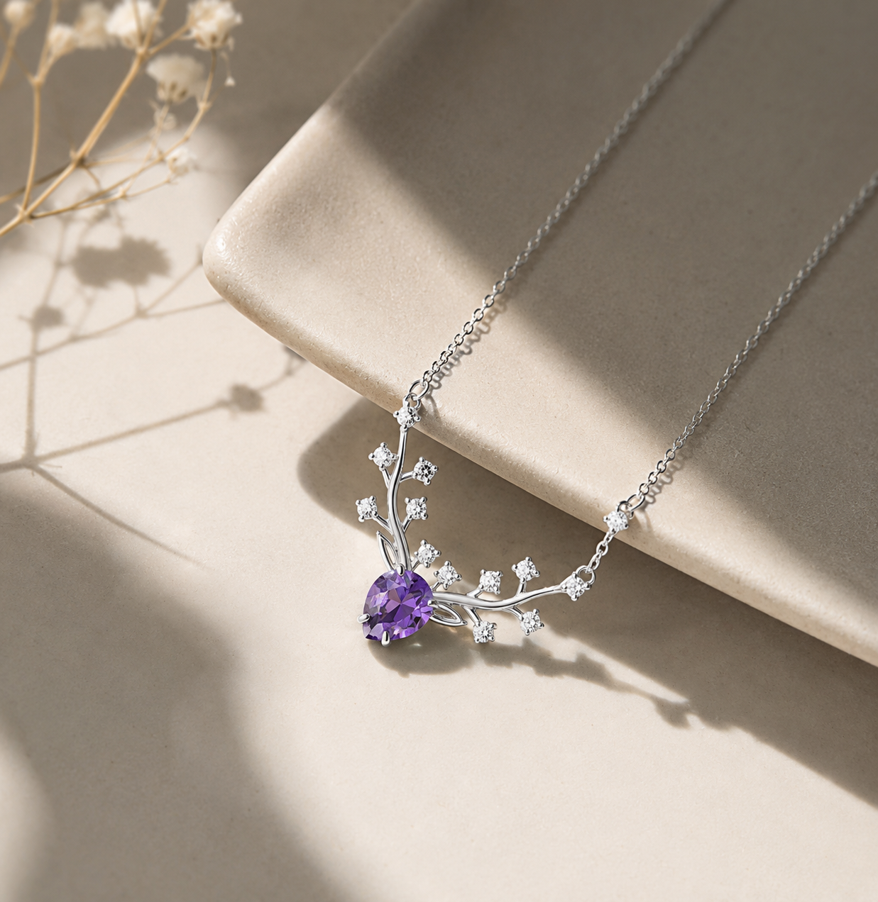 DEER CHARM SILVER NECKLACE