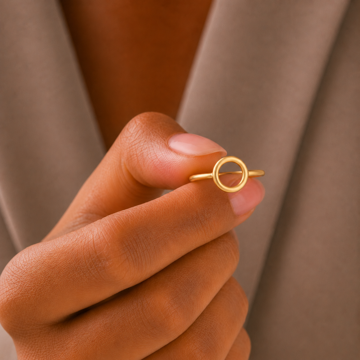 DAINTY O RING , TINY CIRCLE RING
