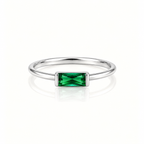 TINY EMERALD RING