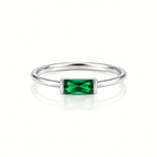 TINY EMERALD RING