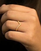 DAINTY V RING WITH ZIRCONIA