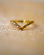 DAINTY V RING WITH ZIRCONIA