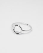 DAINTY O RING , TINY CIRCLE RING