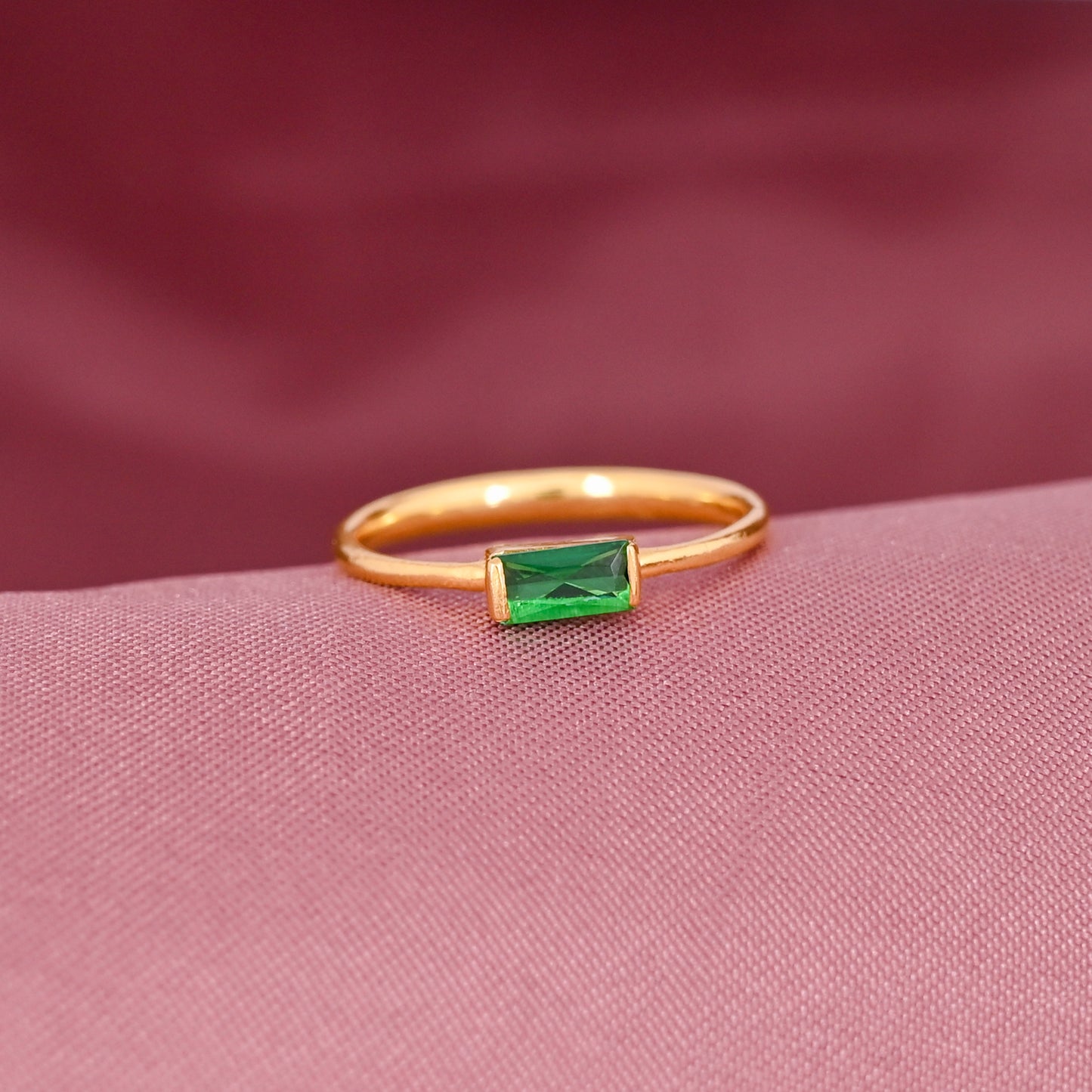 TINY EMERALD RING