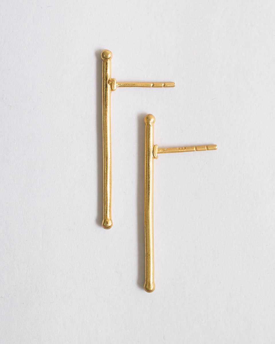 BAR LINE EARRINGS