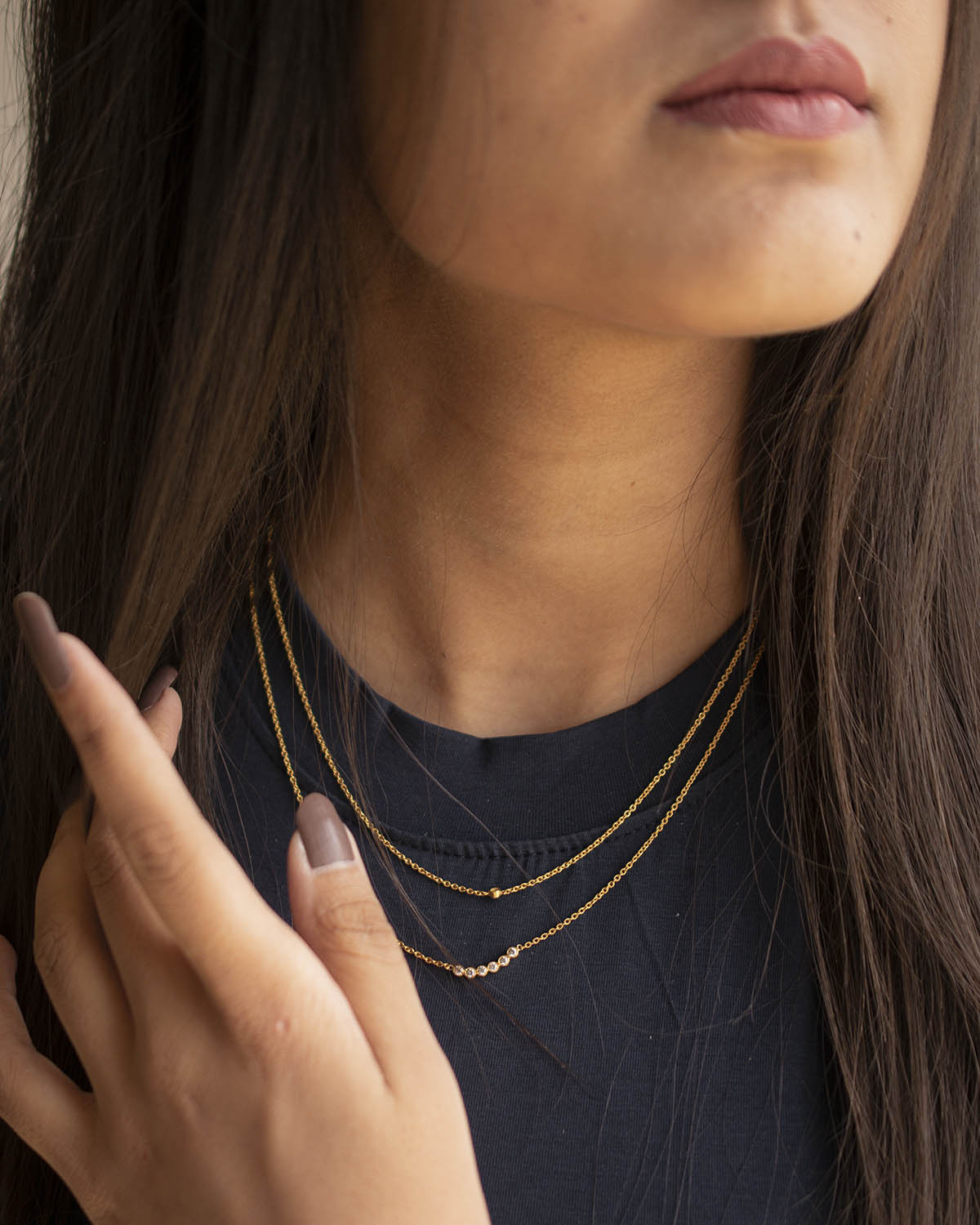 CURVED DOT LAYERED NECKLACES