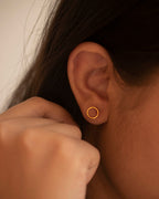 MINIMAL CIRCLE EARRINGS