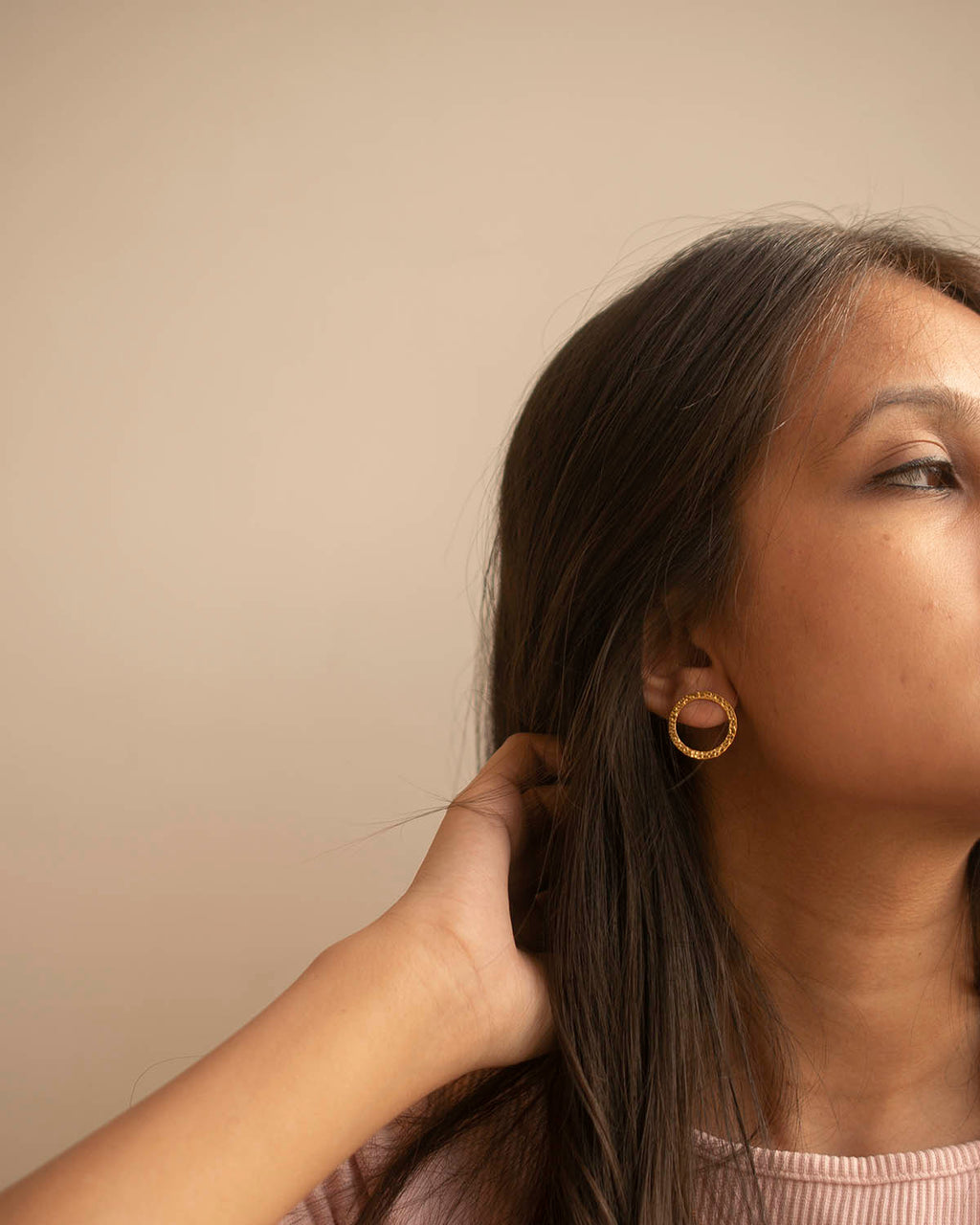 CLASSIC HAMMERED EARRINGS