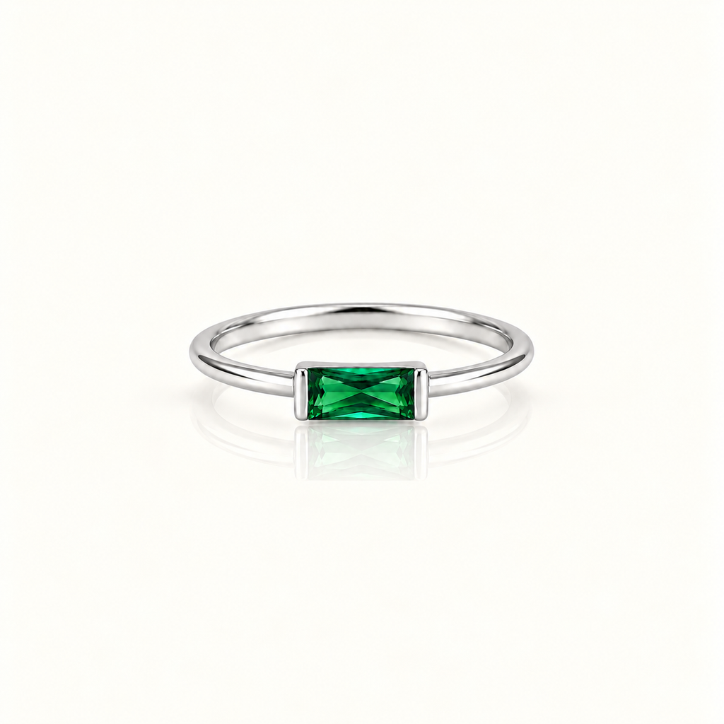 TINY EMERALD RING
