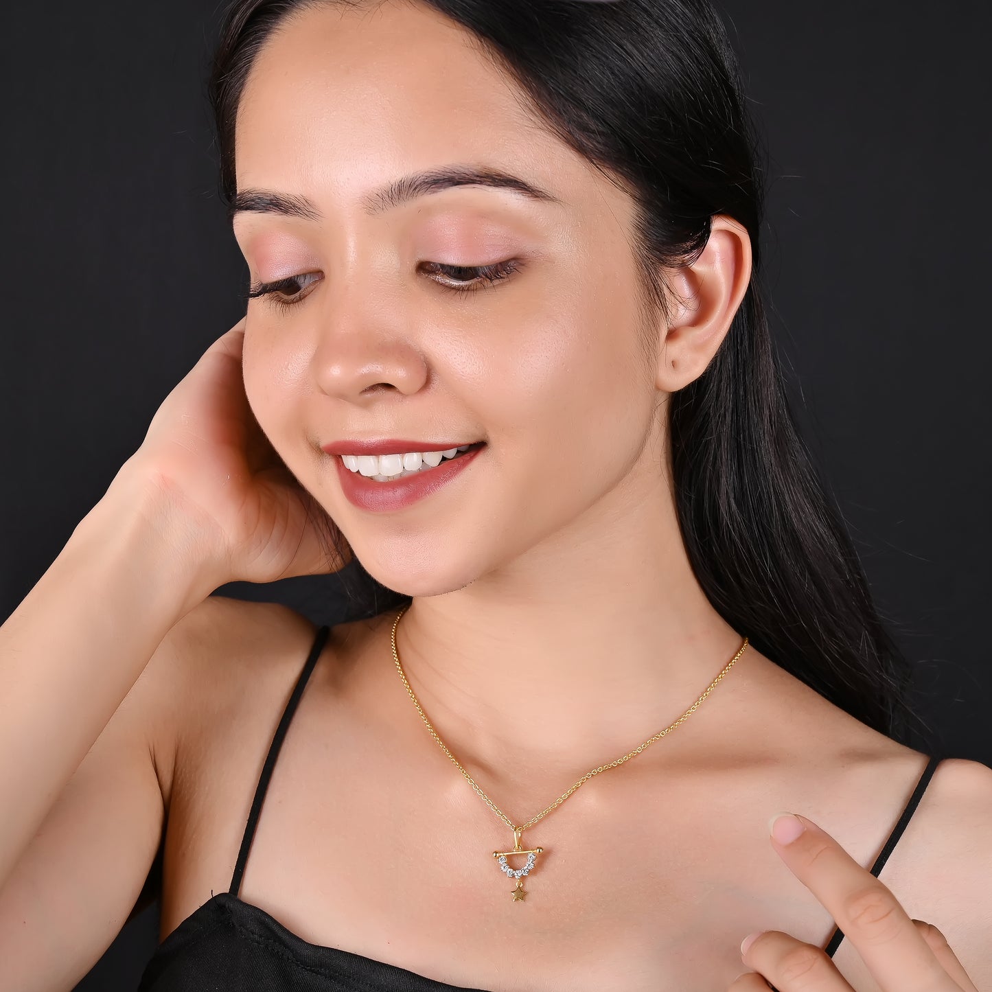 STARRY ARCH SILVER NECKLACE